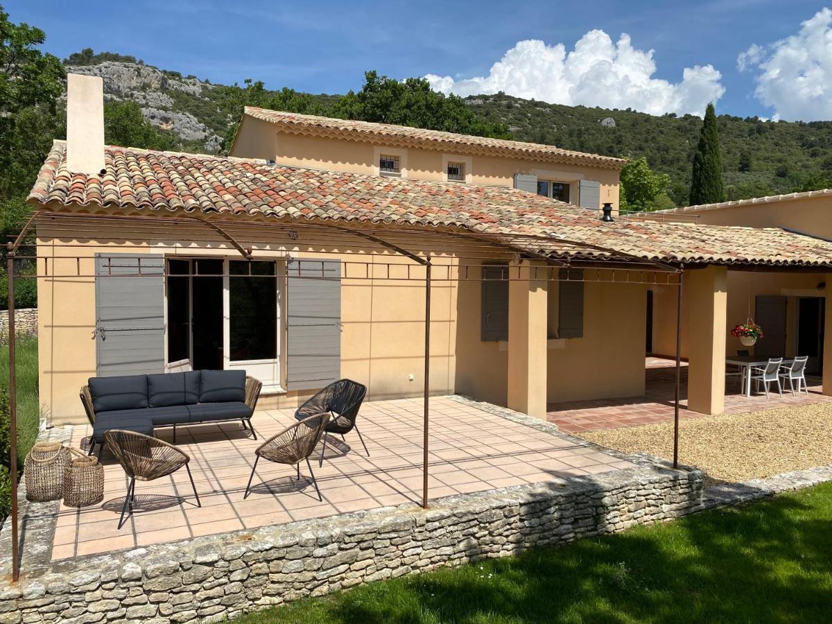 Chante Coucou Saint-Saturnin-lès-Apt Exterior photo